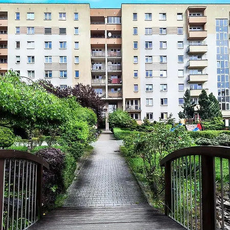 Apartament Apartament Close To Tauron Arena For 4 Guests