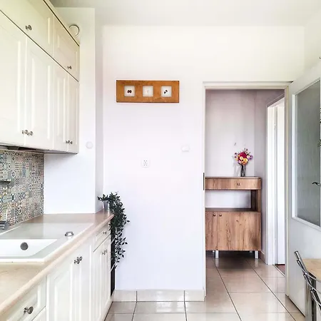 Daire Apartament Close To Tauron Arena For 4 Guests