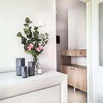 Apartment Apartament Close To Tauron Arena For 4 Guests *